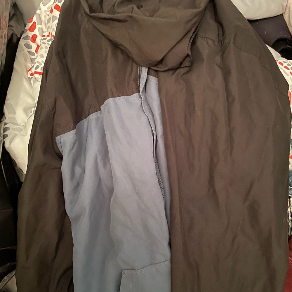 O’Neil rain jacket - Picture 4 of 4